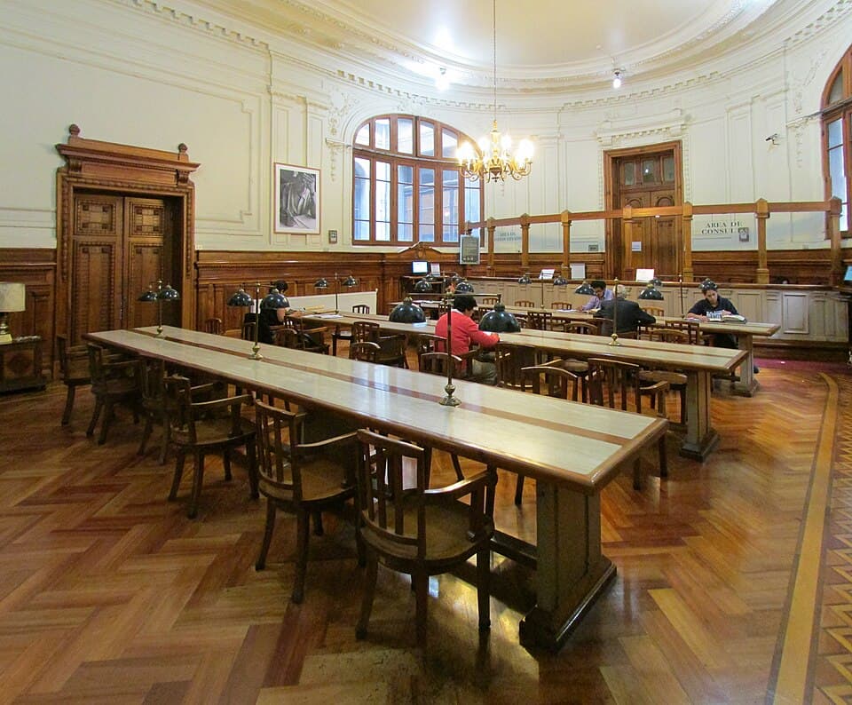 BNCL - Salón Pablo Neruda