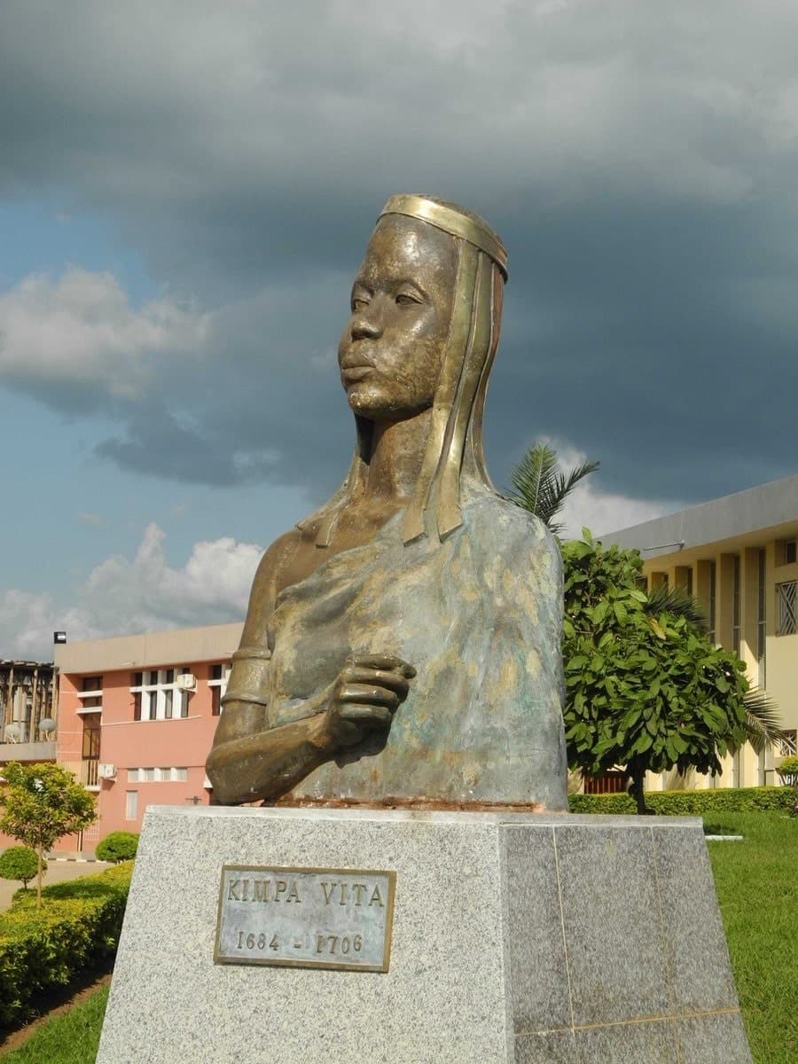 Kimpa Vita ´s statue in Angola