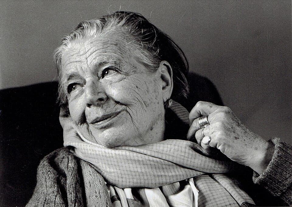 Marguerite Yourcenar-Bailleul-1982.10.04.Bernhard De Grendel (10)