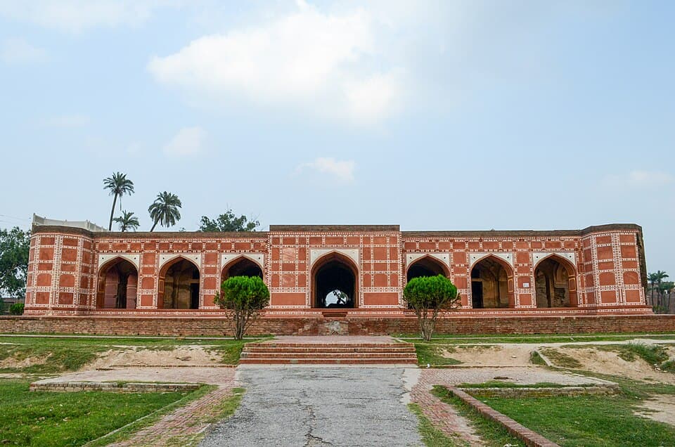 Tomb of Nur Jahan 1