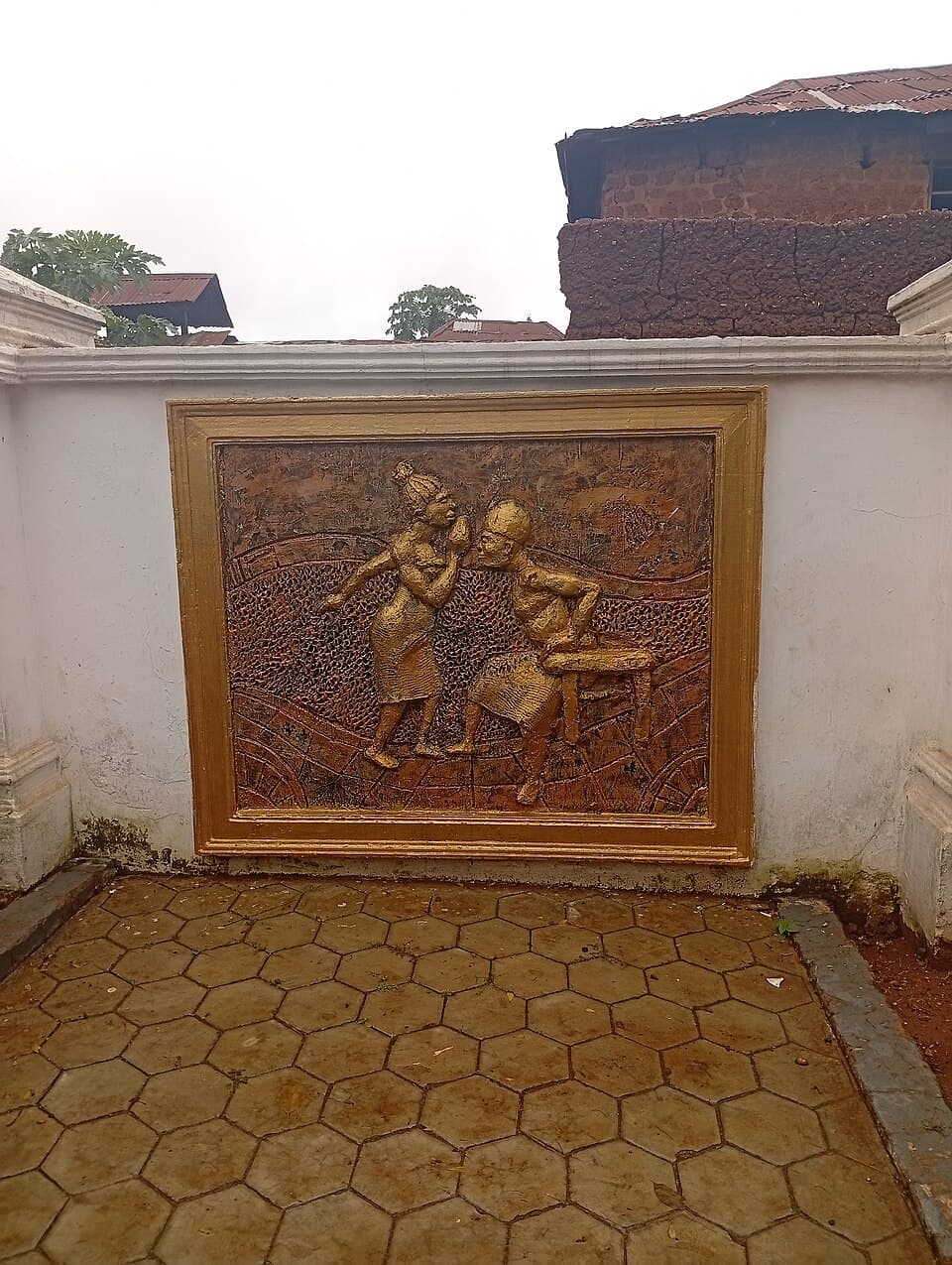 Wall Sculpture at Queen Moremi Ajasoro compound