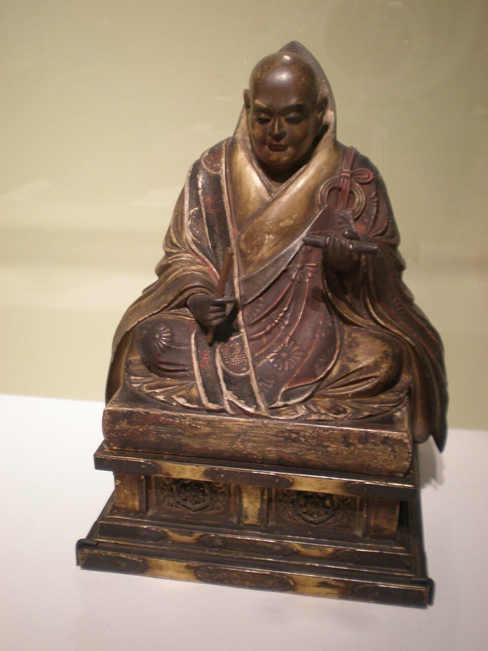 Wooden Nichiren statue CAC