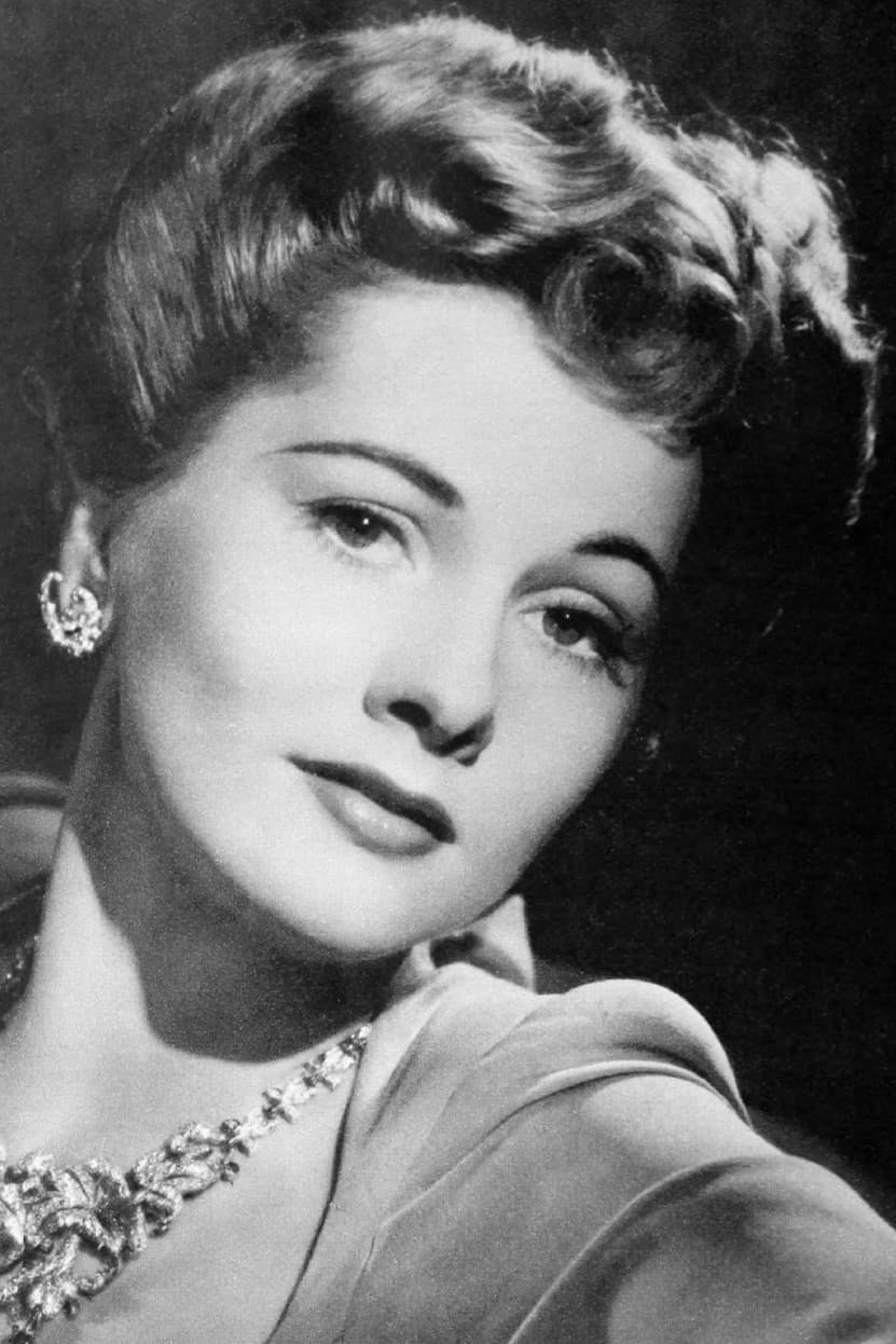 Joan Fontaine 1942 (cropped)