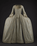 Robe à panier en soie