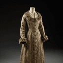 Habit de cour brodé