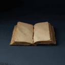 Livre relié de poésie