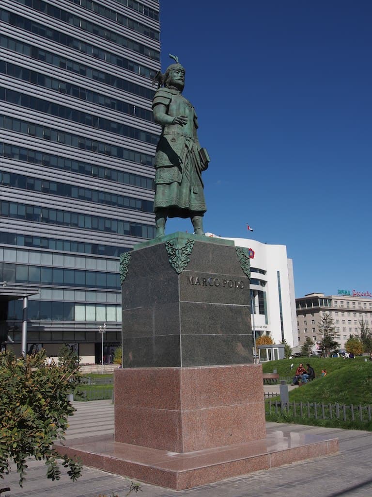 Statue of Marco Polo (11548075445)