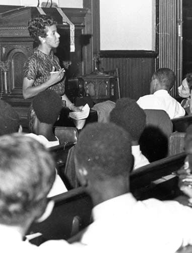 Lorraine Hansberry speaking to an audience
