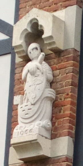 Saint-Valery-sur-Somme, villa La Tour, statue de Guillaume le Conquérant 1