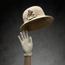 Chapeau cloche et gants blancs