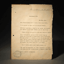Discours dactylographiés annotés à la main