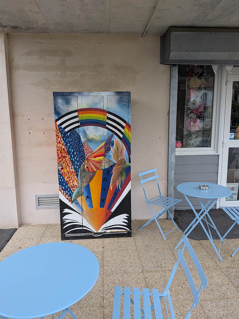Vouzan - Rue de l’École - boîte à livres